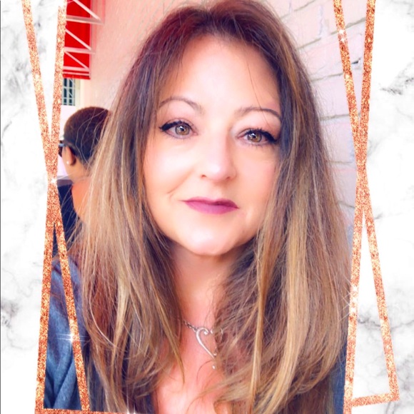 Meet your Posher, Robin - Picture 1 of 1